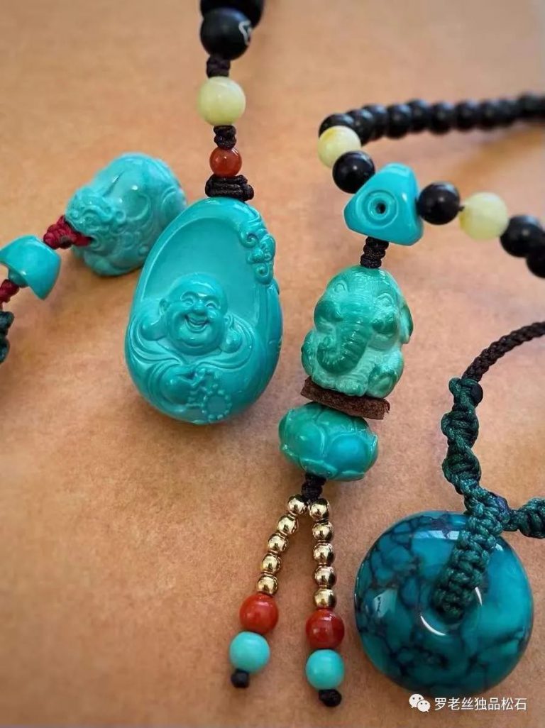 绿松石为什么会出现白点？