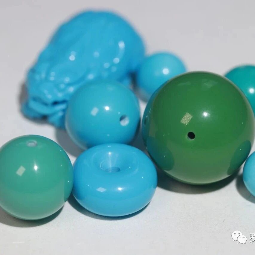小心这种假绿松石——菱镁矿